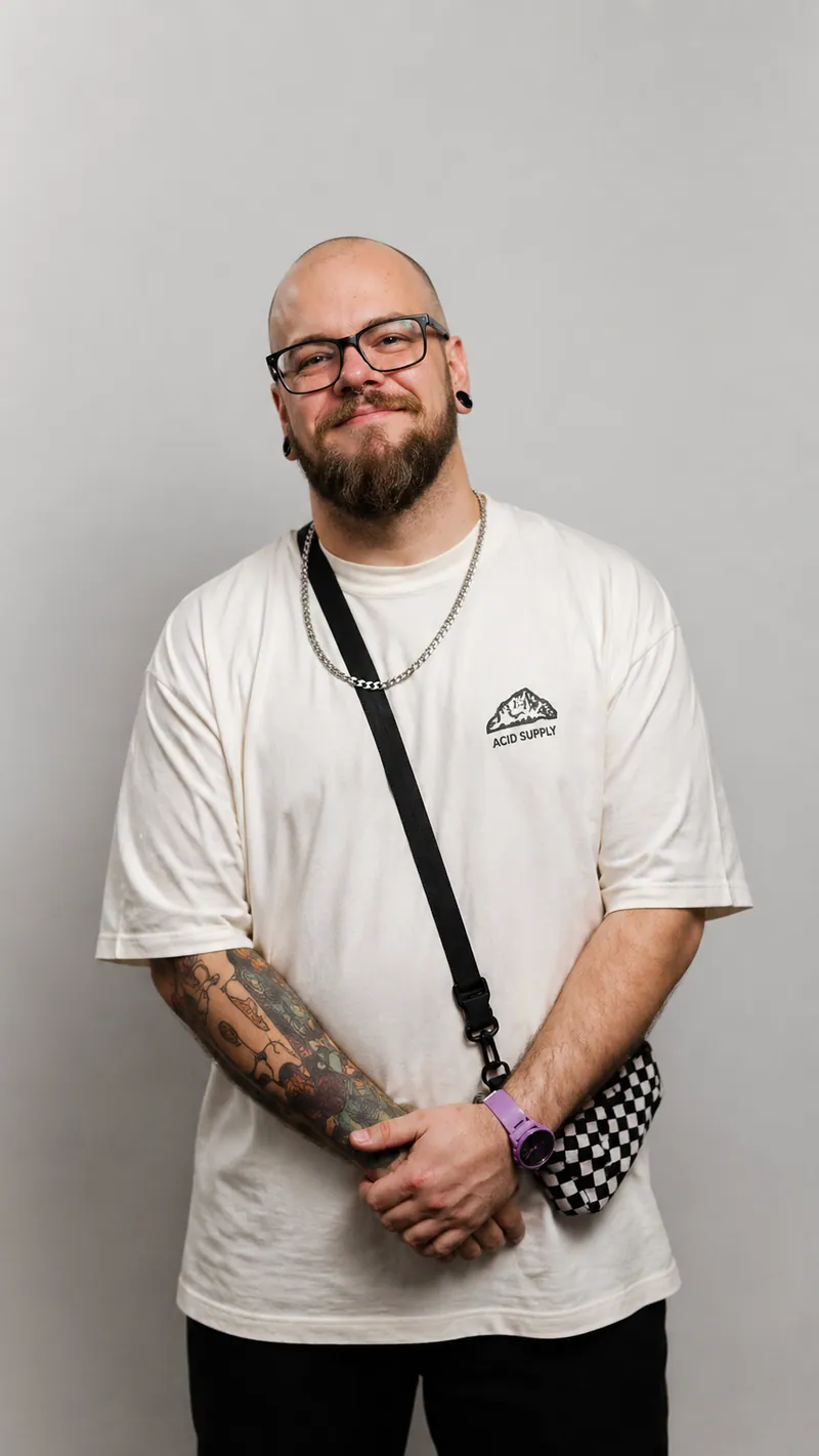 Thiago Borbolla -- Copywriter, LUKSO